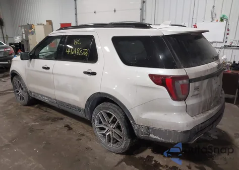 2016 Ford Explorer Sport z USA, uszkodzony, nr VIN 1FM5K8GTXGGA85506